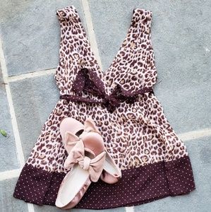 BCBG MAXAZRIA XL leopard top